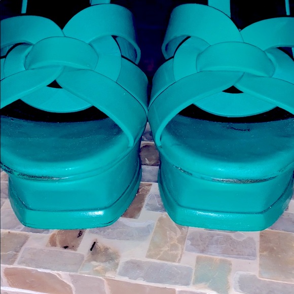 Saint Laurent tributes WKND 100 off sale! - Picture 6 of 8